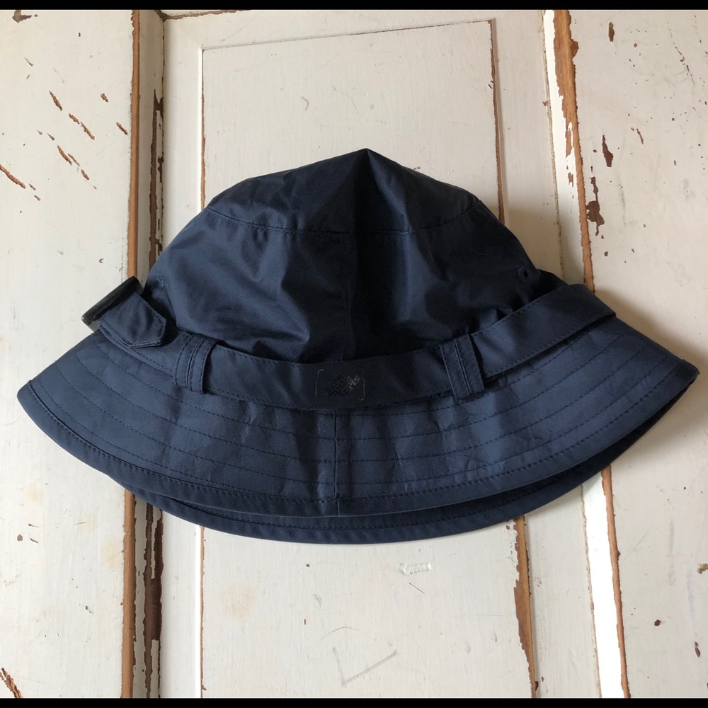 Eastern Mountain Sports Bucket Hat